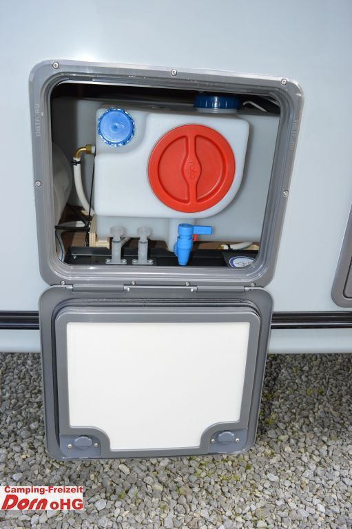 Caravane Knaus Südwind 540 FDK 60 Years Ausstellfenster Bug