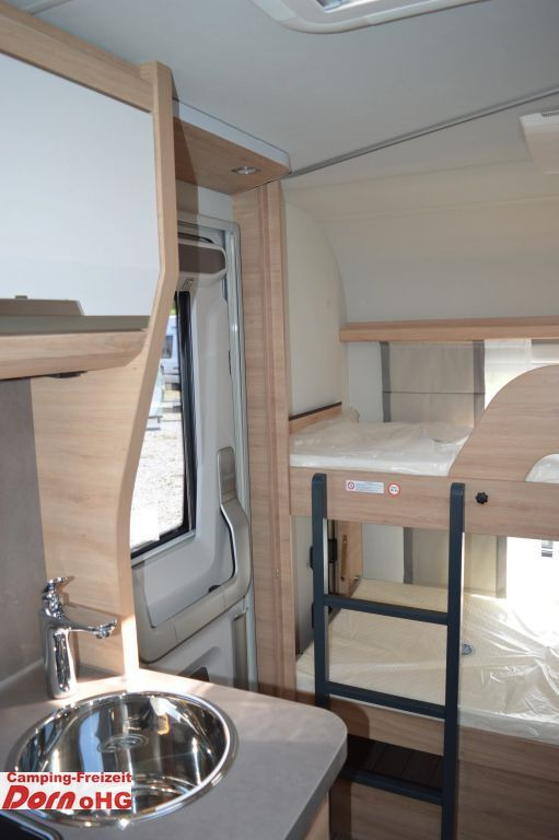 Caravane Knaus Südwind 540 FDK 60 Years Ausstellfenster Bug