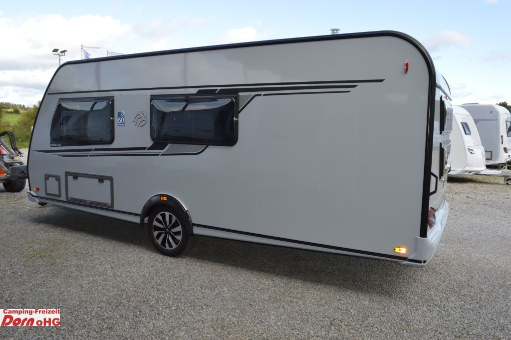 Caravane Knaus Südwind 540 FDK 60 Years Ausstellfenster Bug