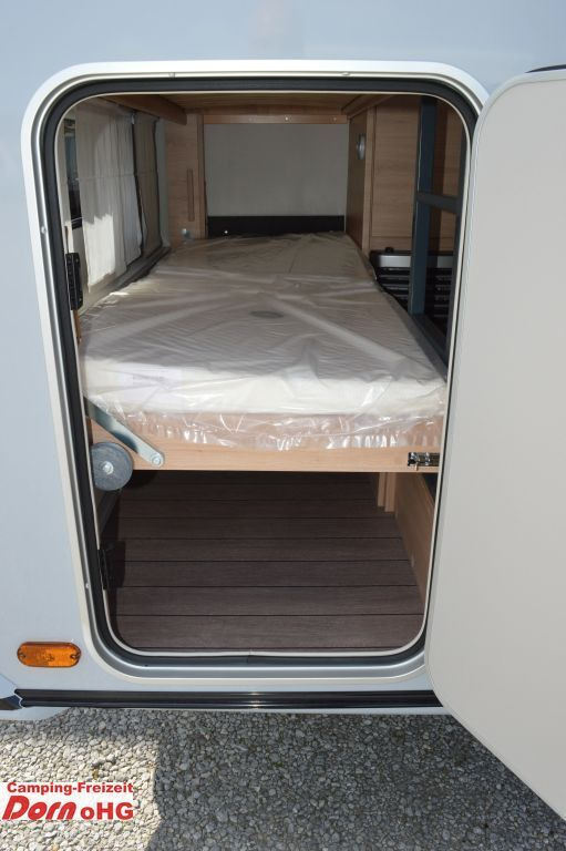 Caravane Knaus Südwind 540 FDK 60 Years Ausstellfenster Bug