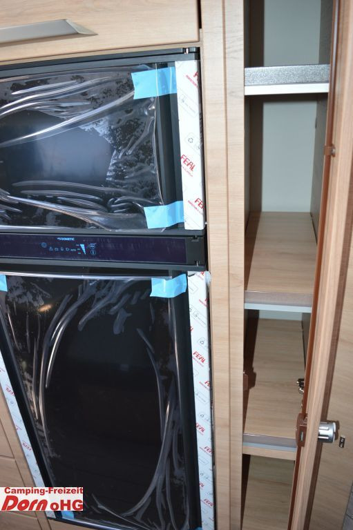 Caravane Knaus Südwind 580 QS 60 YEARS Kühlschrank 177l