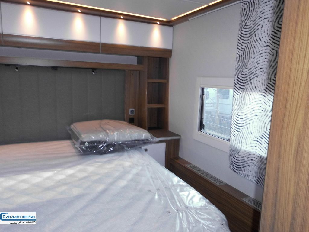 Caravane Polar 680 QA Original '24 Queensbett Dusche