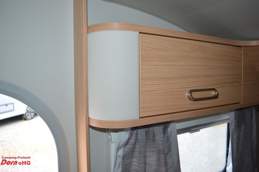 Caravane T@b BASIC 320 Leichter Hagel Dach.