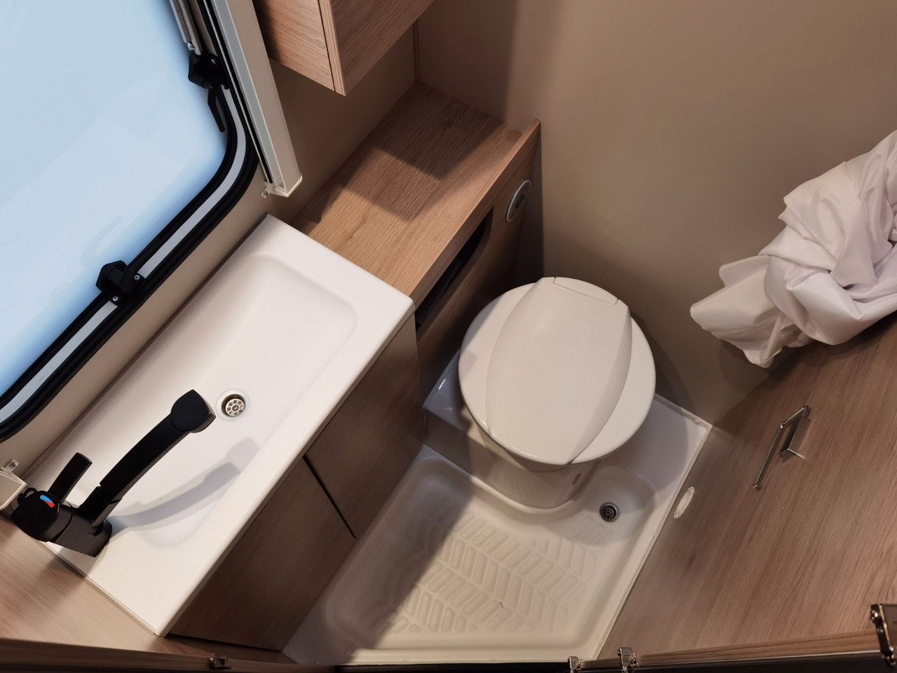 Caravane Weinsberg CARAONE 390 QD  / -2026 -/ ALLE PAKETE