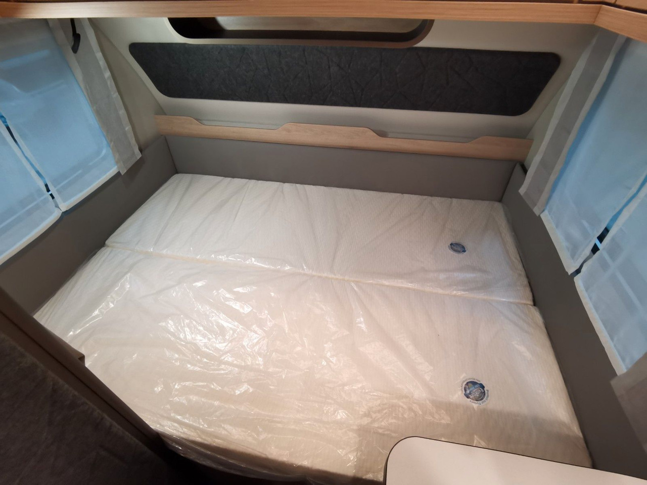 Caravane Weinsberg CARAONE 420 QD / - 2026 -/ ADVANCE &amp; SMART PAKET