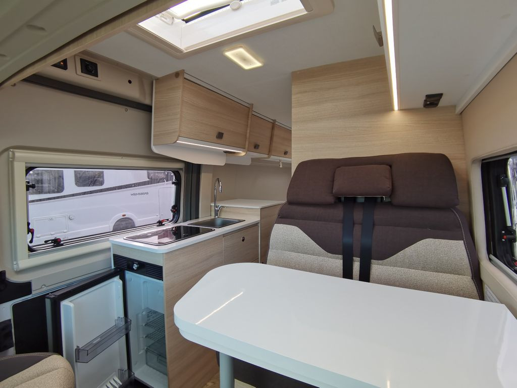 Fourgon aménagé Chausson V697 FIRST LINE / -2024- / 140PS / EINZELBETTEN