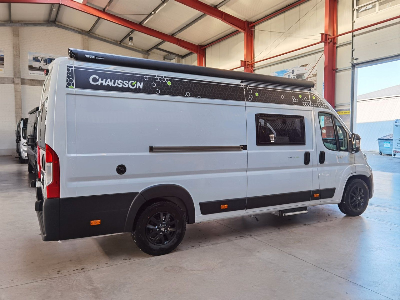 Fourgon aménagé Chausson V697 FIRST LINE / - 2025- / 140PS / EINZELBETTEN