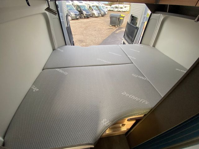 Fourgon aménagé Dethleffs Globetrail CVD 600 DK Classic