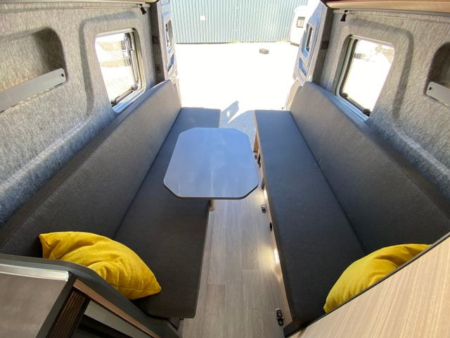 Fourgon aménagé Hobby Maxia Van 680 DT