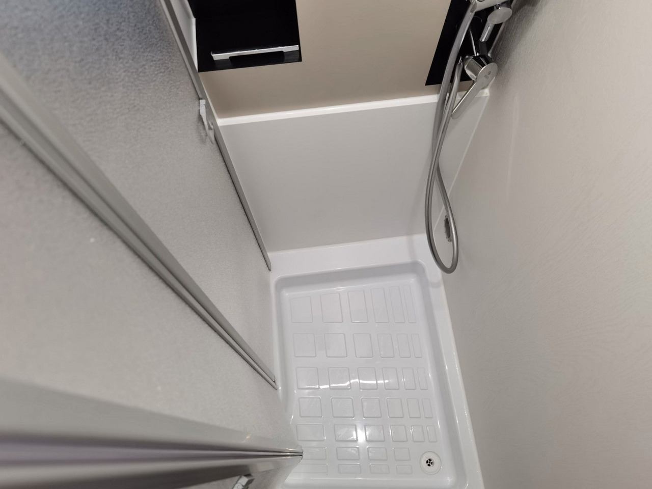 Fourgon aménagé Karmann DAVIS 620 LIFESTYLE/-2026-/ 140PS / EINZELBETTEN