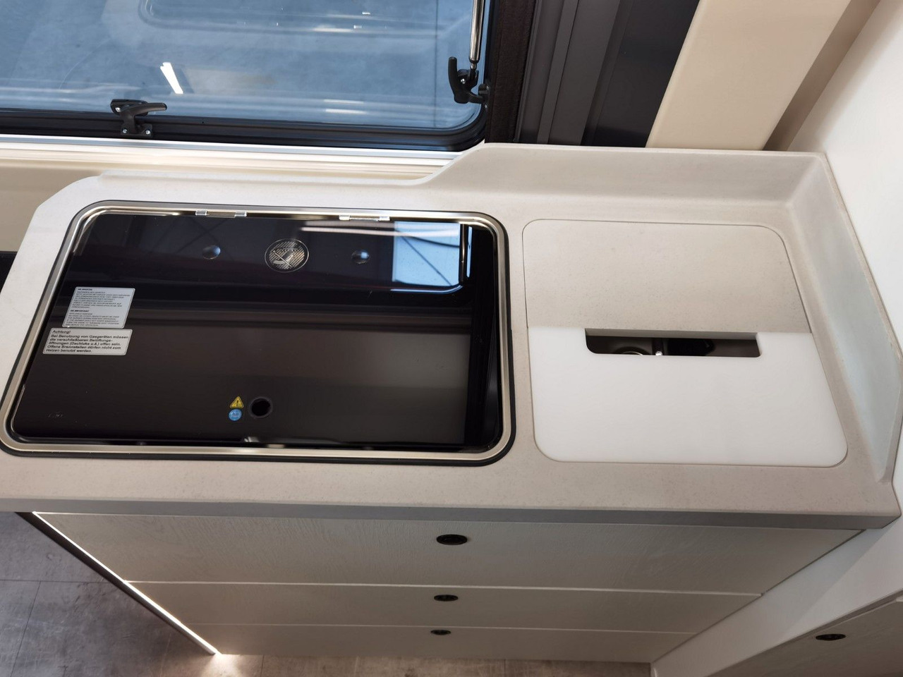 Fourgon aménagé Karmann DAVIS 620 LIFESTYLE/-2026-/ 140PS / EINZELBETTEN