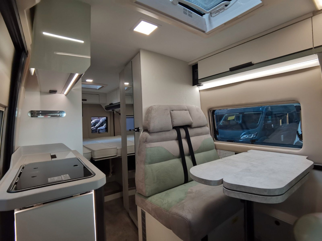 Fourgon aménagé Karmann DAVIS 620 LIFESTYLE/-2026-/ 140PS / EINZELBETTEN