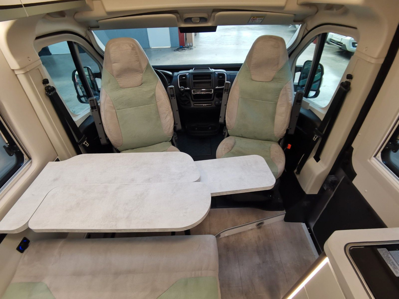 Fourgon aménagé Karmann DAVIS 620 LIFESTYLE/ - 2026 - / EINZELBETTEN