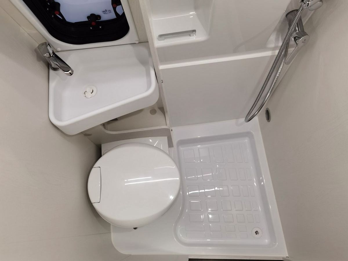 Fourgon aménagé Karmann DAVIS 620 TRENDSTYLE / -2026- / EINZELBETTEN