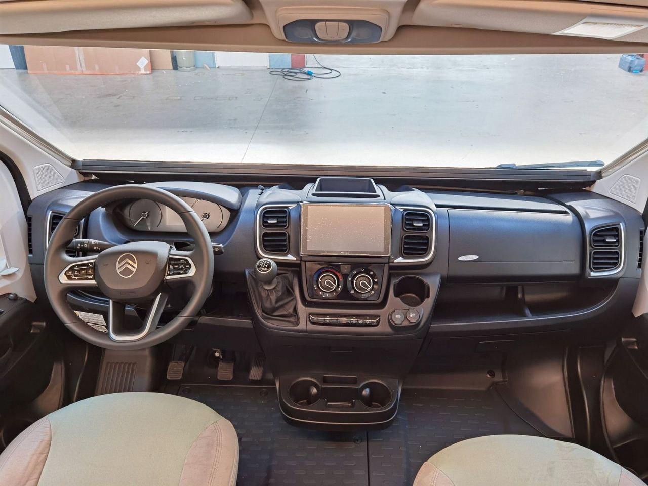 Fourgon aménagé Karmann DAVIS 620 TRENDSTYLE / -MODELL 2026-/ PLUS-PAKET