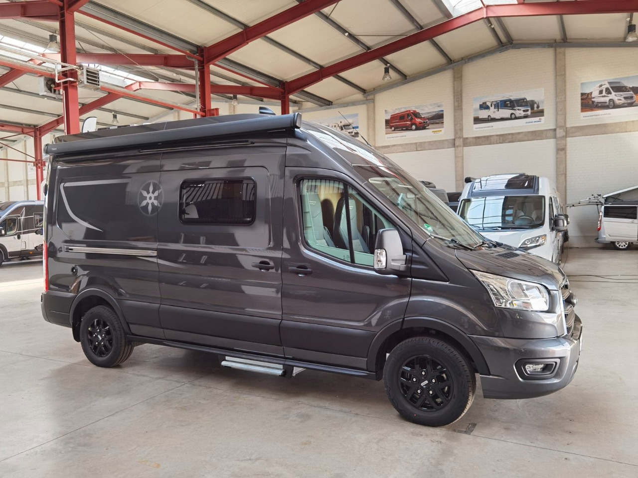 Fourgon aménagé Karmann DEXTER 570 / 170 PS / 4x4/ ALU / SOLAR / MARKISE