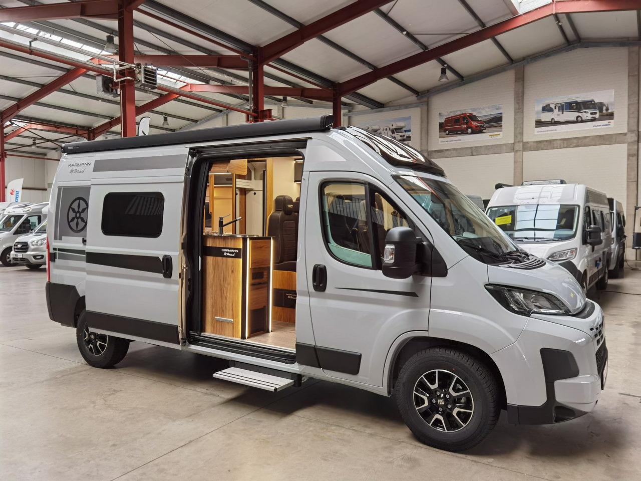 Fourgon aménagé Karmann DEXTER 580 /- 2026 -/ PANORAMA DACHFENSTER