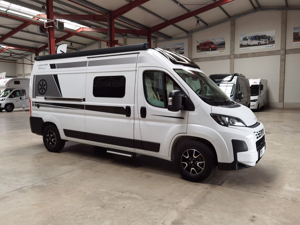 Fourgon aménagé Karmann DEXTER 580 /-MODELL 2026-/ PANORAMA DACHFENSTER