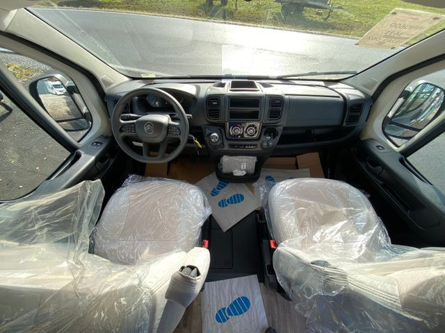 Fourgon aménagé LMC INNOVAN 600 ,ASD, Aufstelldach,26 Modell,