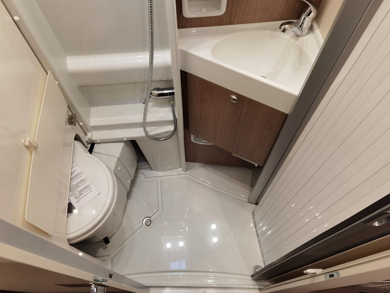 Fourgon aménagé Malibu VAN DIVERSITY GT- 640 LE K /NAVIGATION &amp; KEYLESS