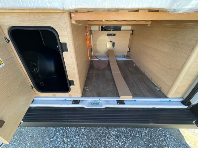 Fourgon aménagé Sunlight Camper Van Cliff 600 Entry