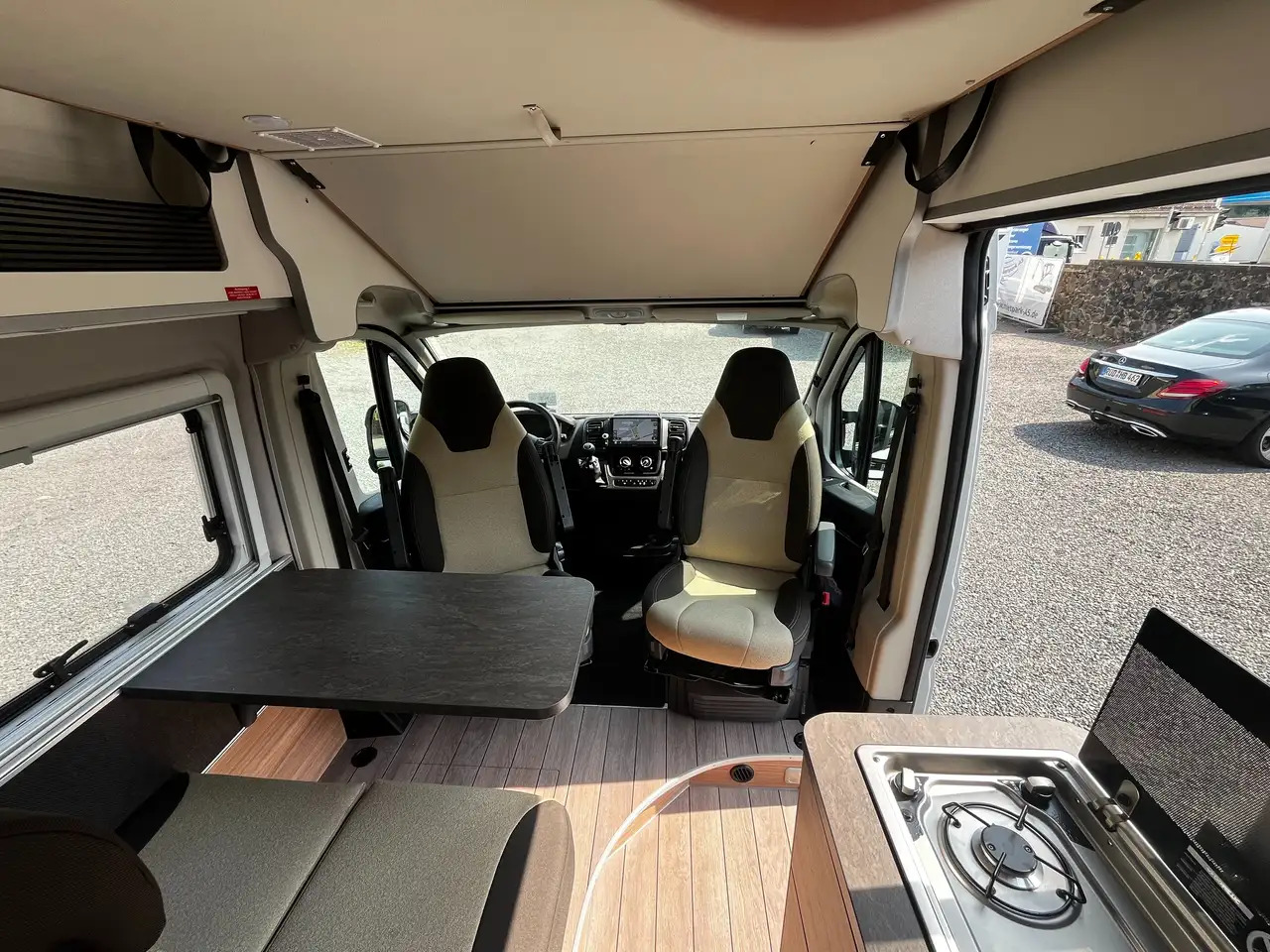 Fourgon aménagé Weinsberg CaraBus 600 DQ