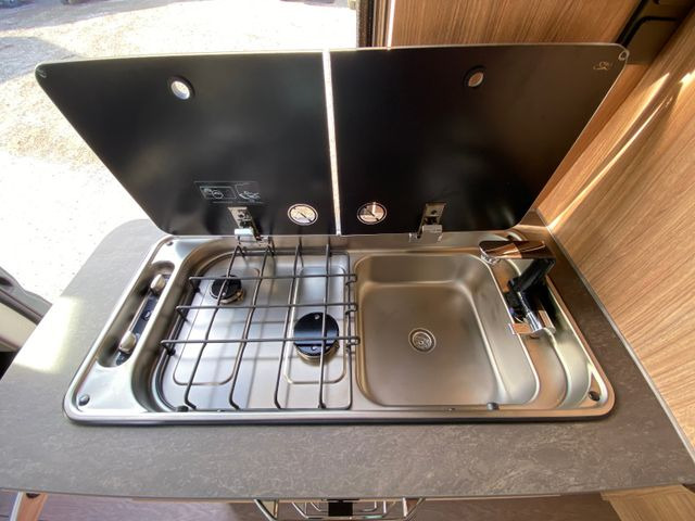 Fourgon aménagé Weinsberg CaraBus 600 MQ EDITION Fire