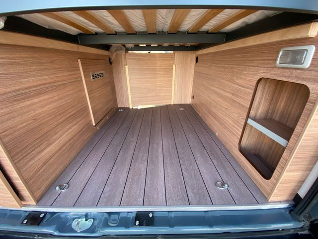 Fourgon aménagé Weinsberg CaraBus 600 MQ EDITION Fire