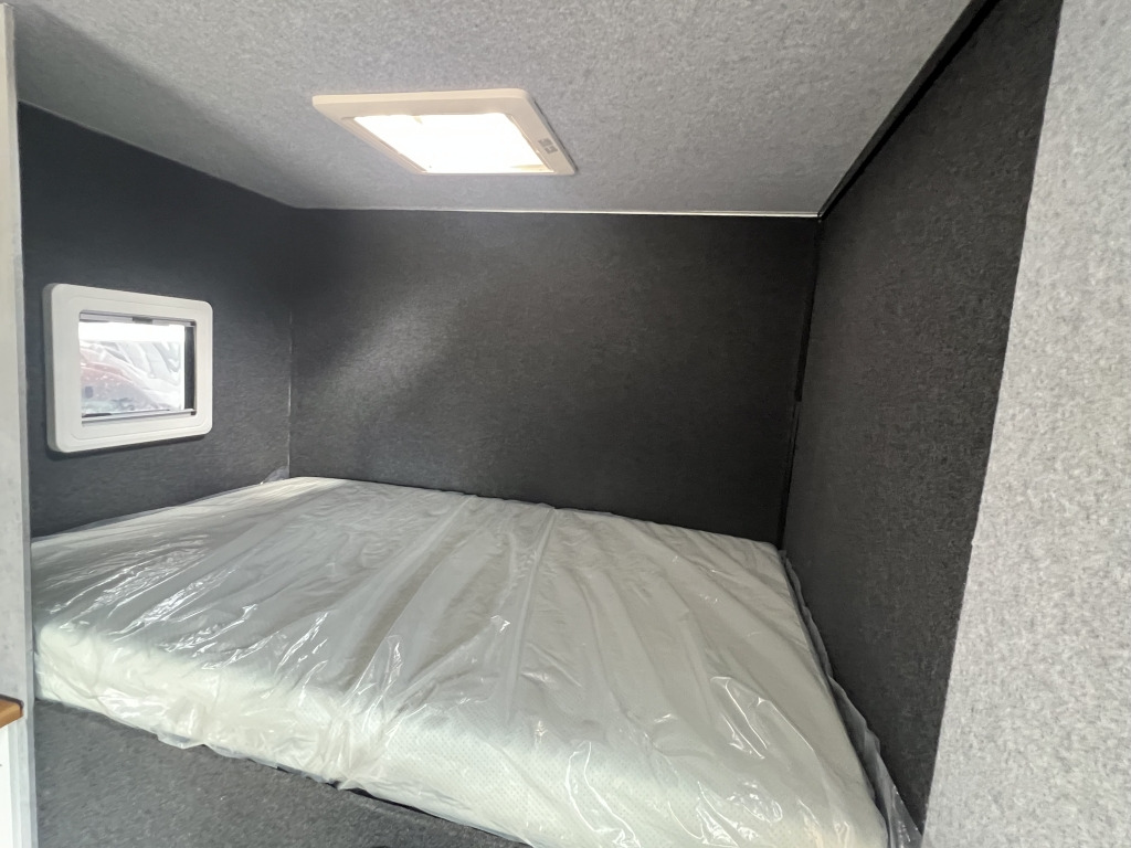 Camping-car Iveco Daily 35S14 Klima Orig.127'km Küche Doppelbett