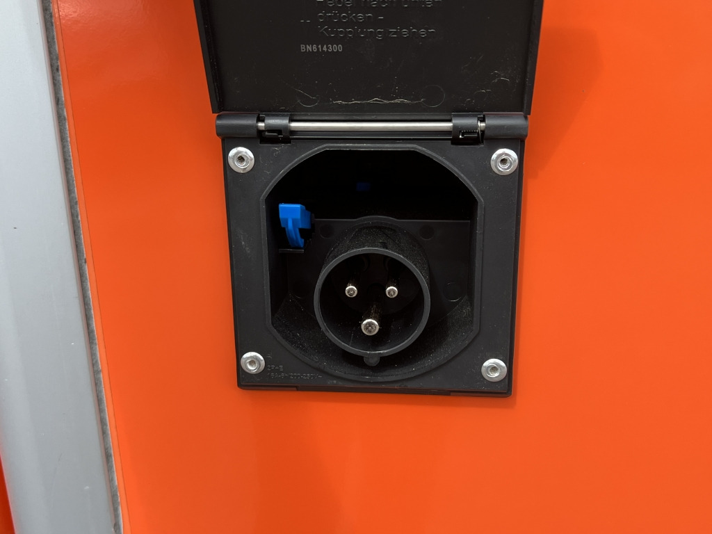 Camping-car Iveco Daily 35S14 Klima Orig.127'km Küche Doppelbett