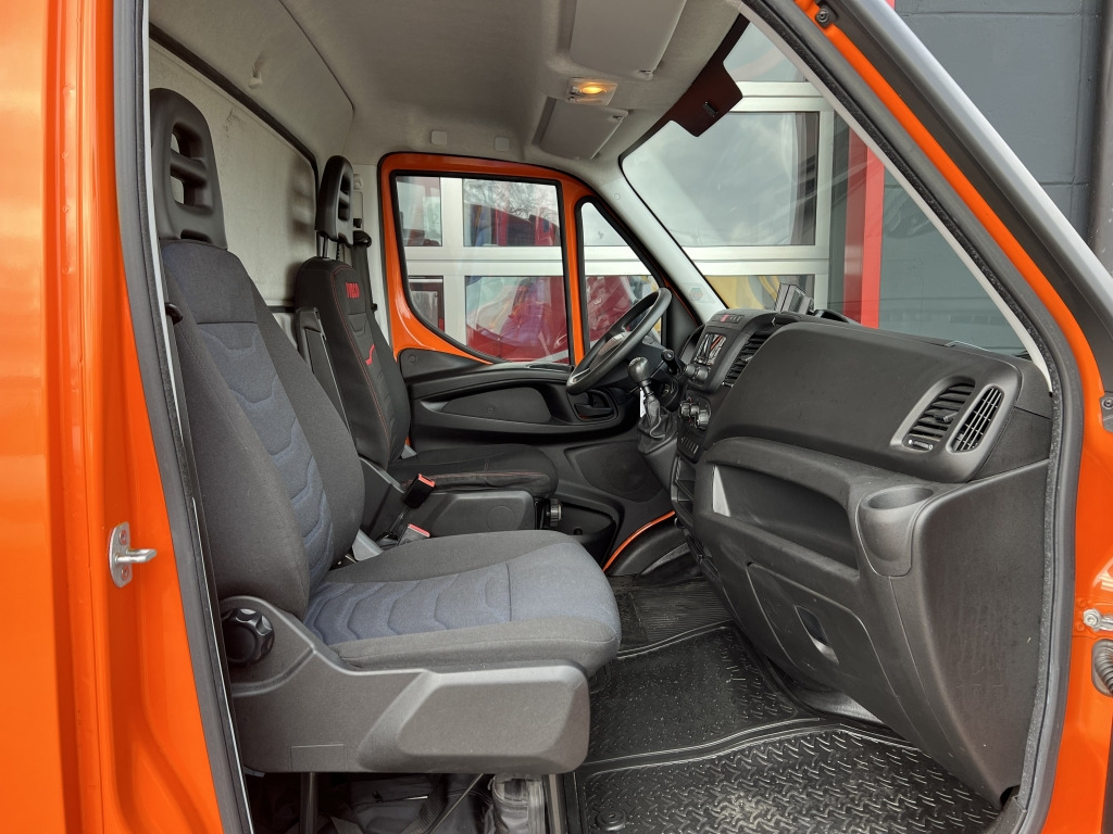Camping-car Iveco Daily 35S14 Klima Orig.127'km Küche Doppelbett