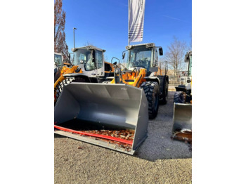 Chargeuse sur pneus LIEBHERR L 526