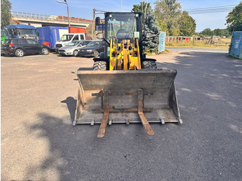 Chargeuse sur pneus CATERPILLAR 906M