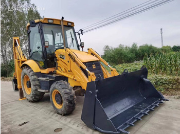 Tractopelle JCB 3CX