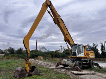 Pelle de manutention LIEBHERR