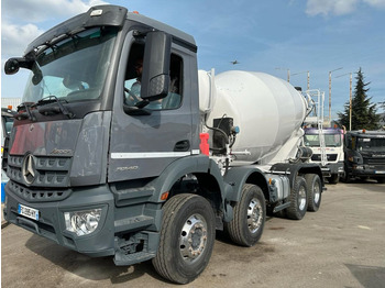Camion malaxeur MERCEDES-BENZ Arocs 3240