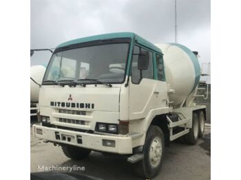 Camion malaxeur MITSUBISHI