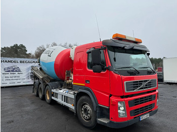 Camion malaxeur VOLVO FM 400