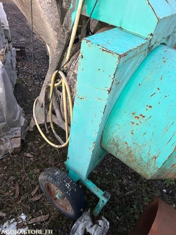 Bétonnière BETONNIERE IMER AVEC CHARGEUR 400 LITRES