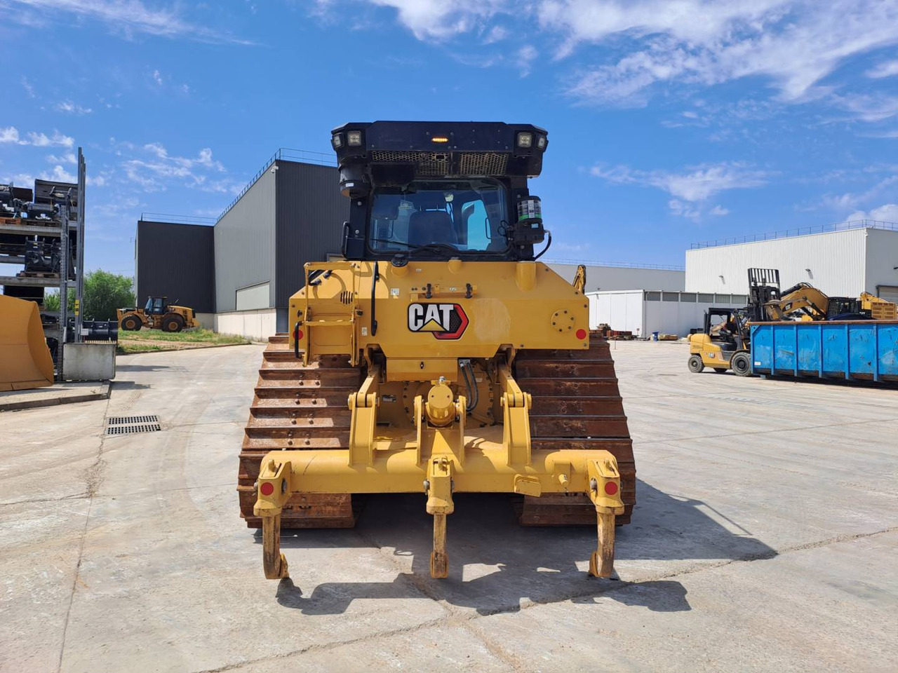Bulldozer CAT D5