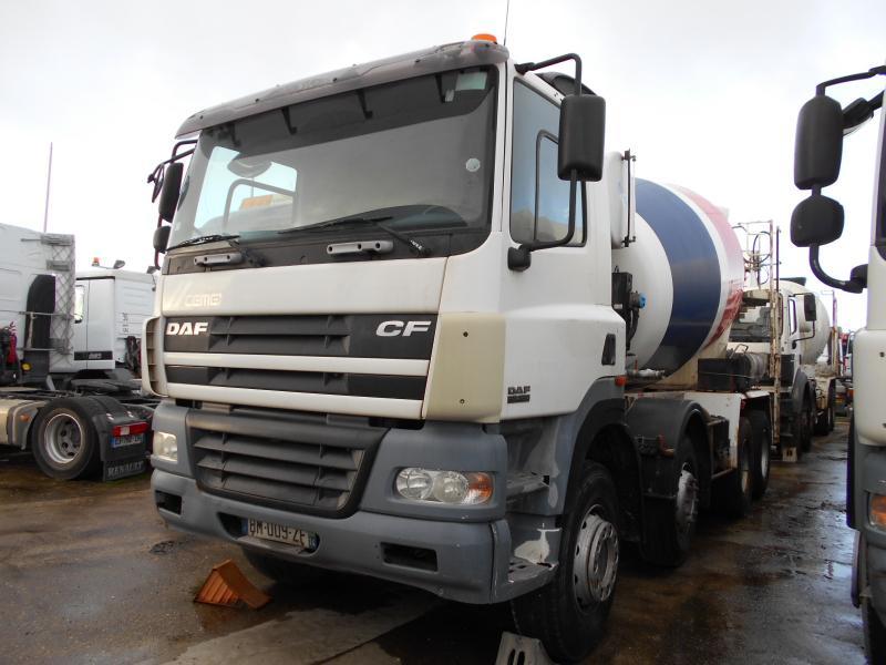 Camion malaxeur DAF CF85 380
