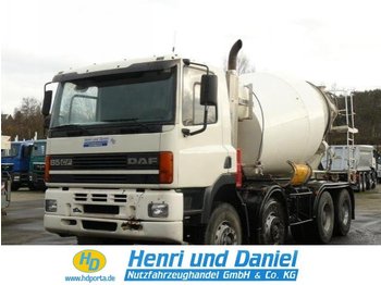 DAF CF 85-380 8x4 - Camion malaxeur