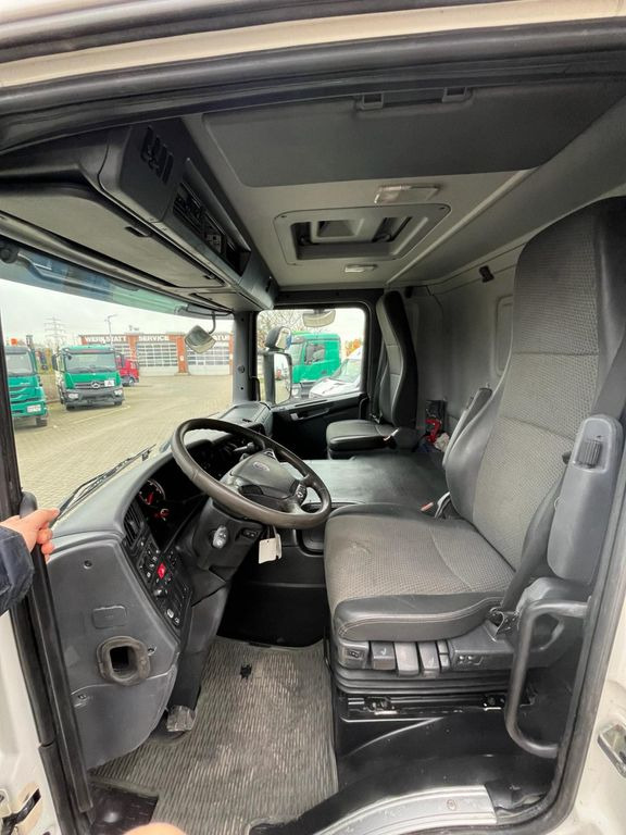 Camion malaxeur Scania P 360 8x4 Betonmischer Intermix-Putzmeister 9m³