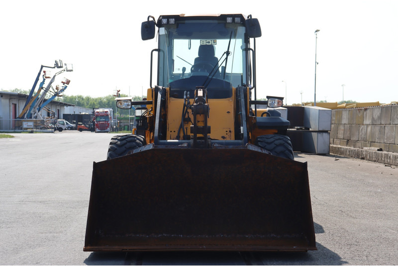 Chargeuse JCB 427 a5 zx