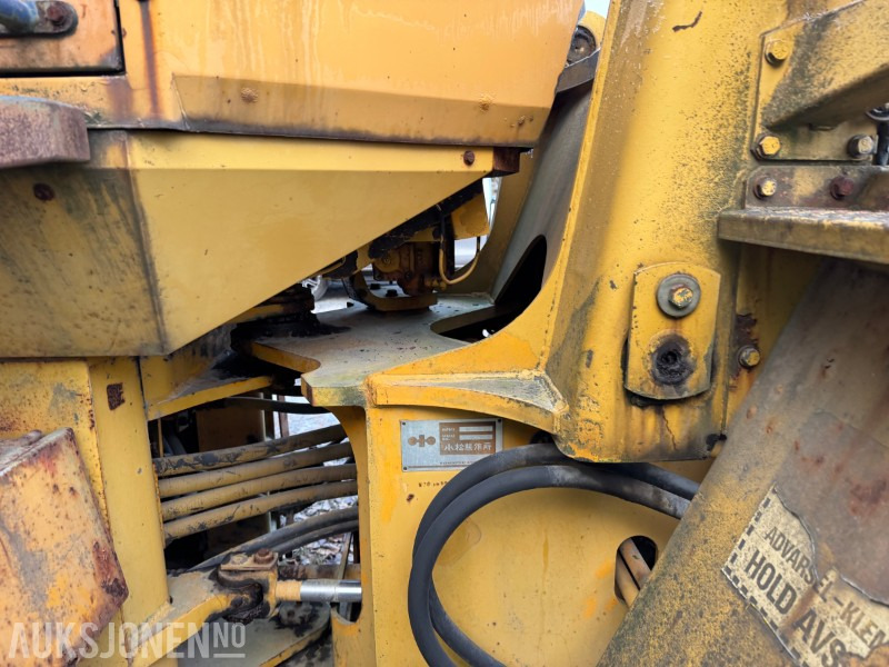 Chargeuse sur pneus 1980 Komatsu WA200 Hjullaster