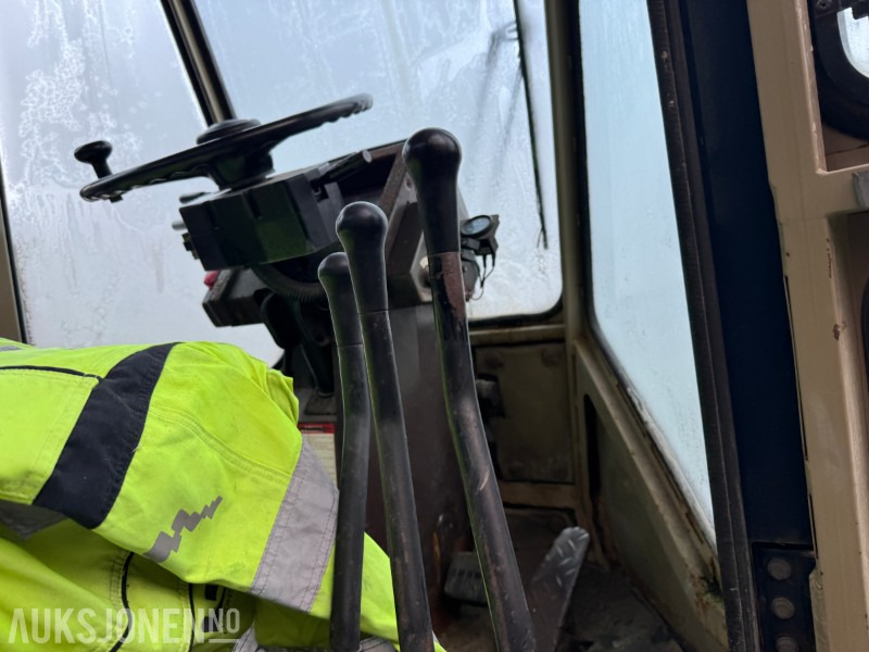 Chargeuse sur pneus 1980 Komatsu WA200 Hjullaster