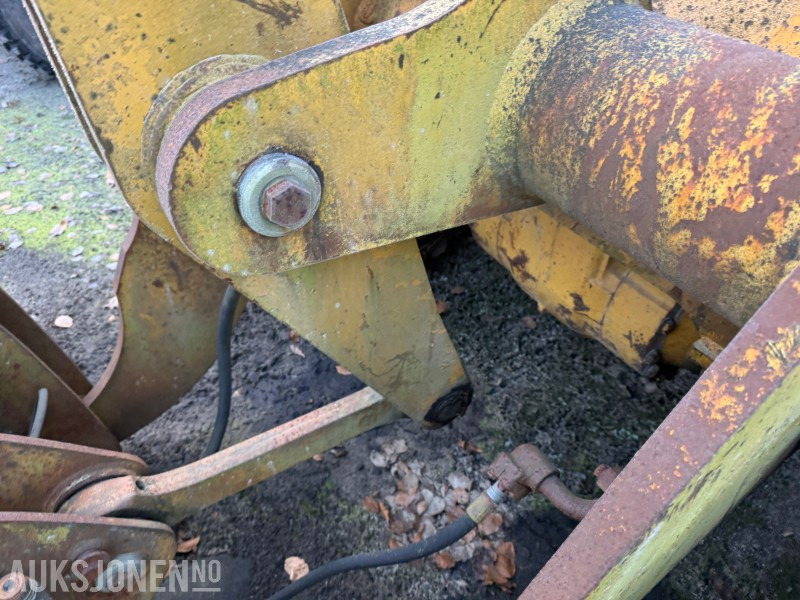 Chargeuse sur pneus 1980 Komatsu WA200 Hjullaster