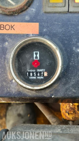 Chargeuse sur pneus 1984 Volvo 4400 hjullaster
