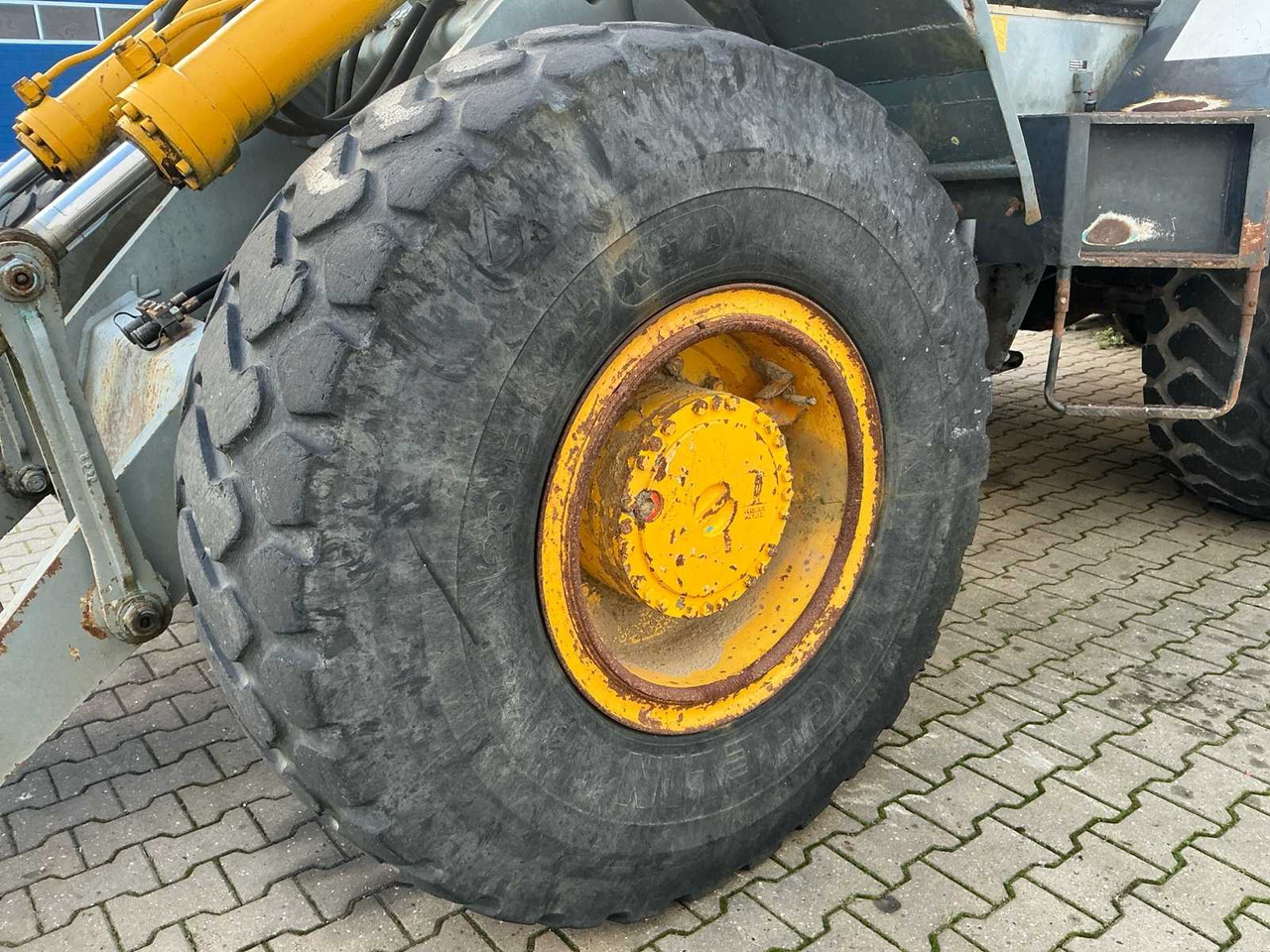 Chargeuse sur pneus 1995 WORK ETHIC WG35B SHOVEL