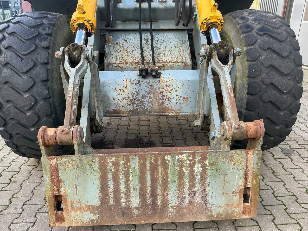 Chargeuse sur pneus 1995 WORK ETHIC WG35B SHOVEL